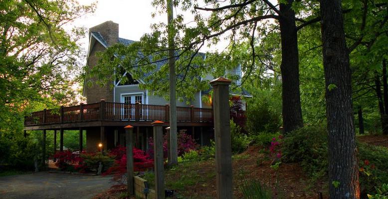 Rainey Day Resort Bed & Breakfast